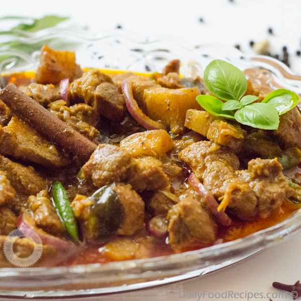 Sri Lankan Pork Curry (ඌරු මස් කරි) - updated image