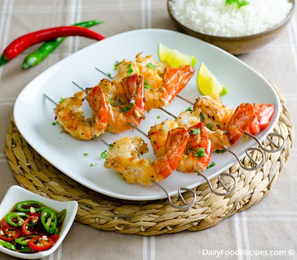 Grilled Jumbo Shrimp (King Prawns) with Lemon & Chili Dip