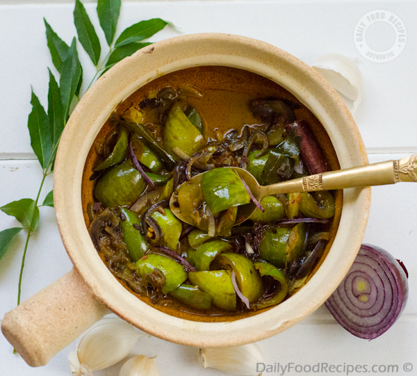 Sri Lankan Ela Batu Curry (Thalana Batu Curry / Thai eggplant curry)